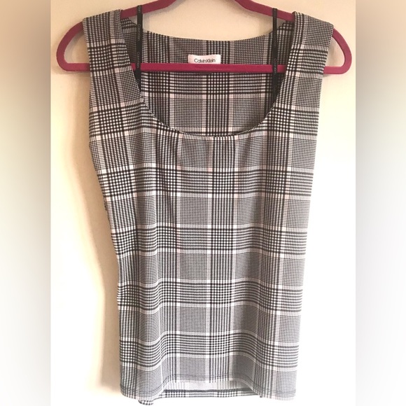 Calvin Klein Tops - Calvin Klein Cami w/ herringbone details size XL